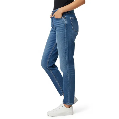 Tapered wholesale jeans for women manufactured by RYZEAL SOURCING in Bangladesh with narrow ankle cut.