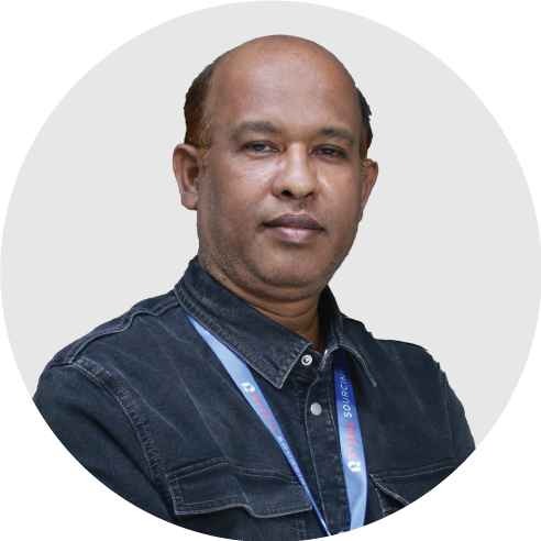 Ali Azam Director at RYZEAL Sourcing