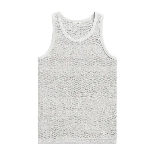 Mesh tank top engineered by RYZEAL Sourcing for active and athletic wear under Men’s Tank Tops Wholesale.